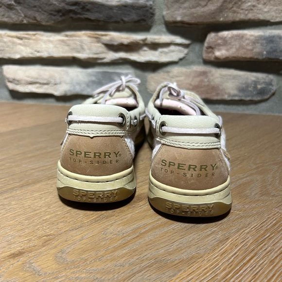 Size 5.5 Sperry shoes - Picture 5 of 8